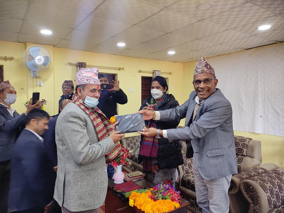 सिद्धलेक गाउँपालिकाको विकासको लागि सबै एकजुट भएर लागौँ : प्रमुख प्रशासकीय अधिकृत शर्मा