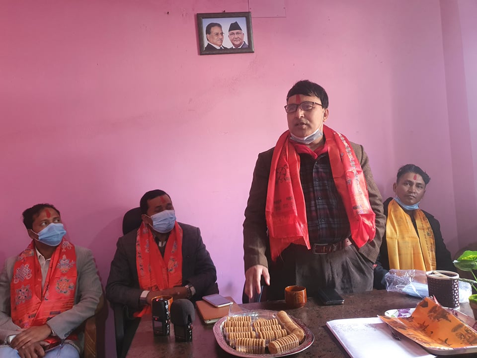 नेकपा फुट्दैन ढुक्क हुनुस् :डा.रामकुमार अधिकारी