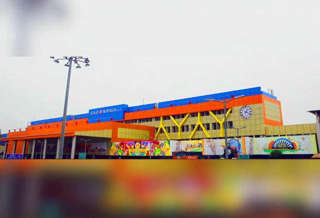 दिल्लीमा महामारीका कारण अवरूद्ध मेट्रो रेल सेवा सोमबारदेखि सञ्चालन