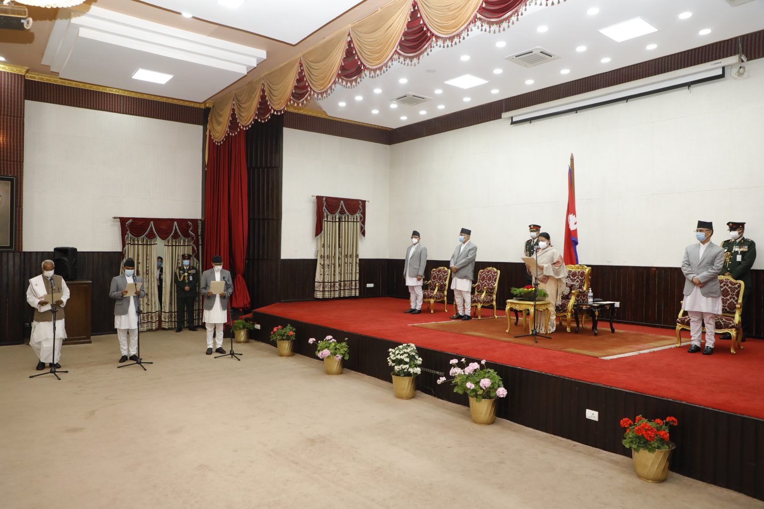 प्रधानमन्त्रीद्वारा मन्त्रिपरिषद पुनर्गठन : यस्तो छ १७ सदस्यीय मन्त्रिपरिषदको कार्यबिभाजन