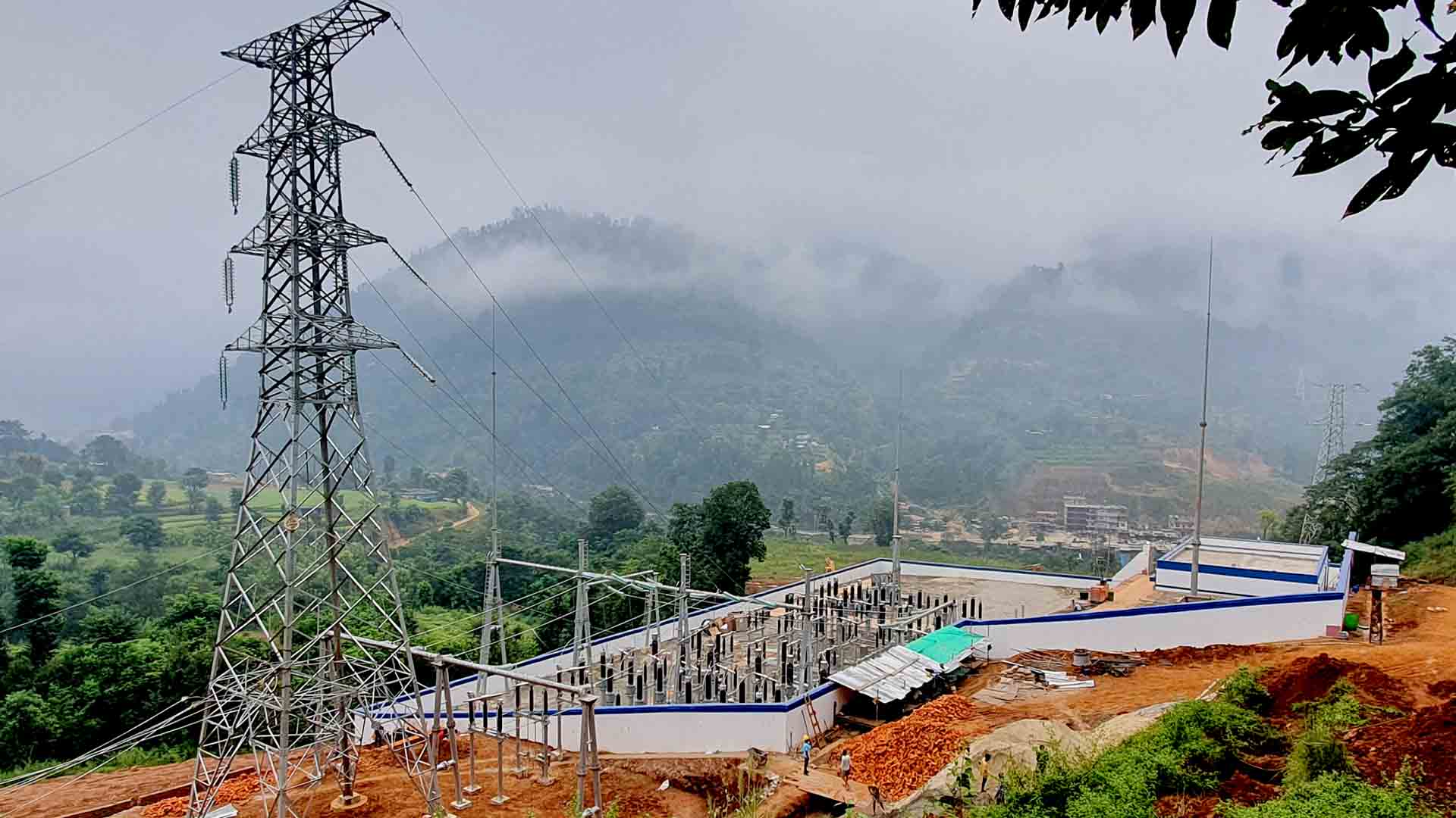 निर्माणाधीन हुवासिन सिमेन्टलाई बिजुली दिने स्विचिङ स्टेशन सञ्चालनमा