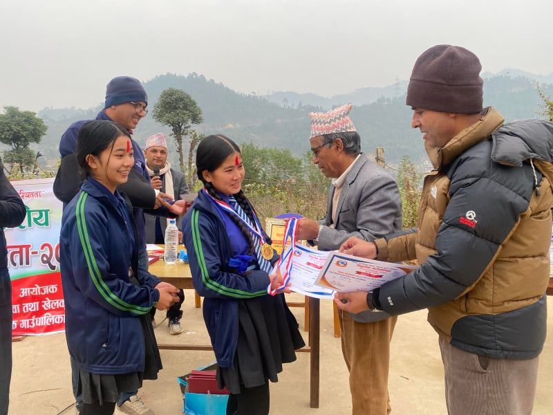 अन्तर विद्यालय हाजिरी जवाफ प्रतियोगितामा मिन्दुका मावि प्रथम