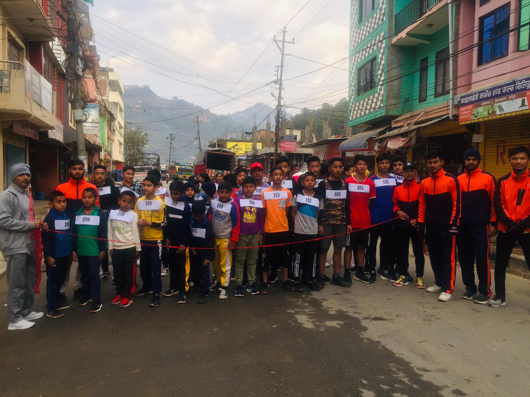 न्यु किवो बोर्डिङ स्कुलमा खेल महोत्सव जारी,आज १४ खेल सम्पन्न(तस्विरमा हेर्नुहोस)