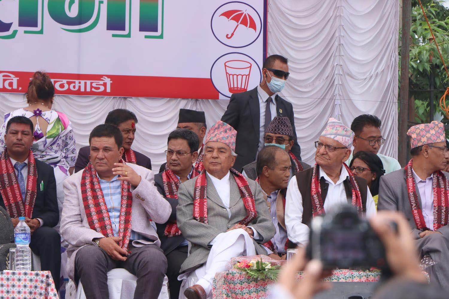 हाम्रो आफ्नो शक्ति नभएपछि धेरै ठाउँ ताकेका छैनौं : चित्रबहादुर केसी 
