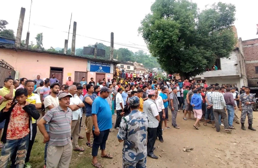 बेनिघाट रोराङ–३ मा काँग्रेस र एमालेबीच विवाद,पुनः मतगणना शुरु