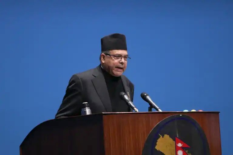 सरकारले तीनखम्बे अर्थनीतिलाई बेवास्ता गर्‍यो : झलनाथ खनाल 