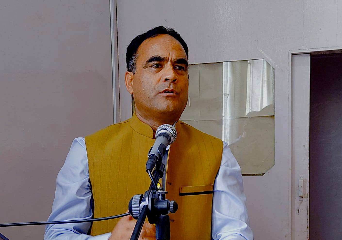 पिछडिएका वर्गको विकासका लागि छुट्टै आयोग गठन गर्नुपर्छ : नेता महर 