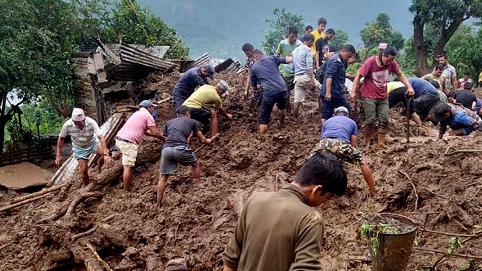 त्रिपुरासुुन्दरी–५ घिमिरेगाउँमा पहिरोले घर पुरिँदा एकजना बेपत्ता