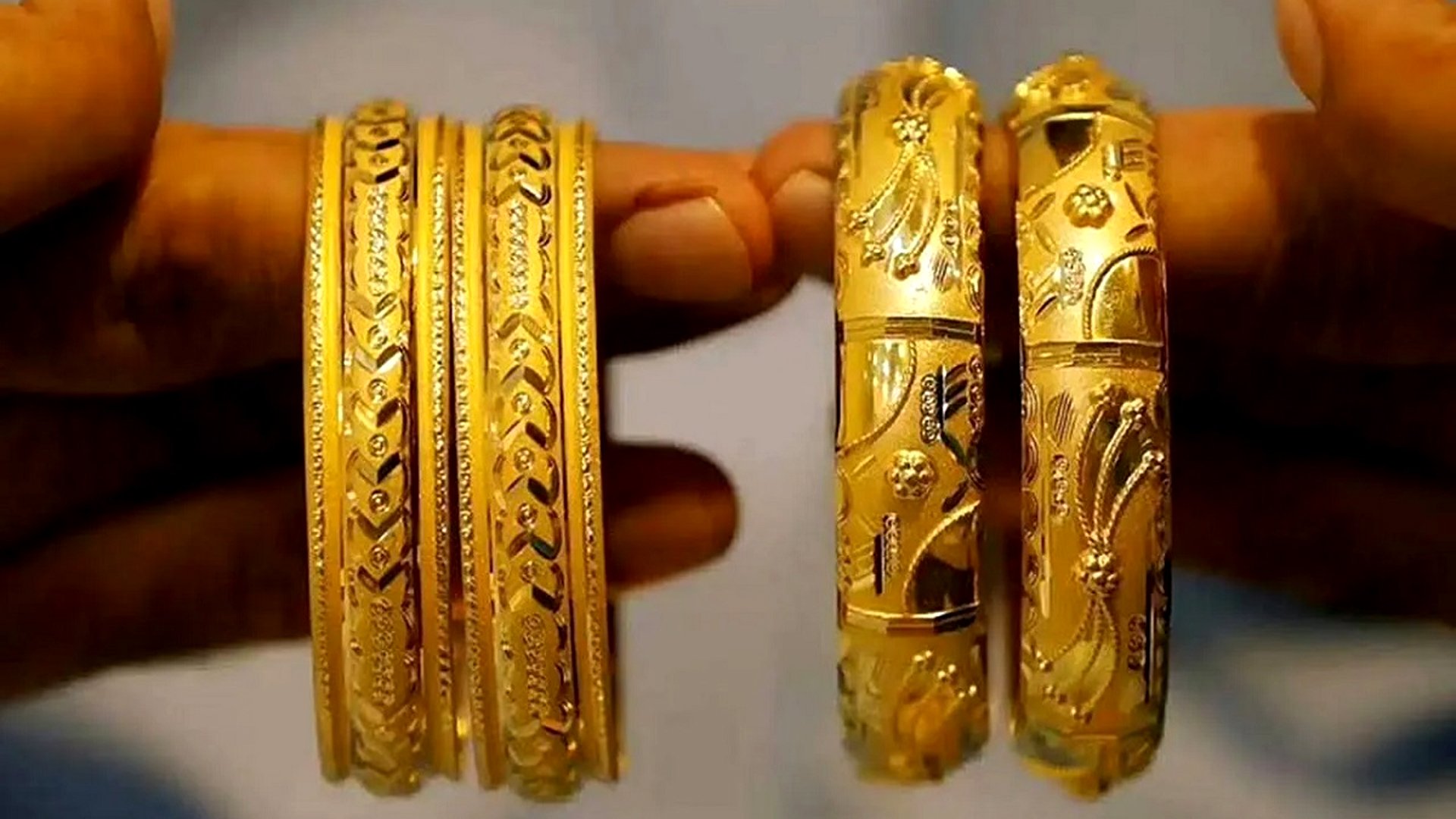 सुनको मूल्यमा सामान्य वृद्धि, चाँदीको स्थिर