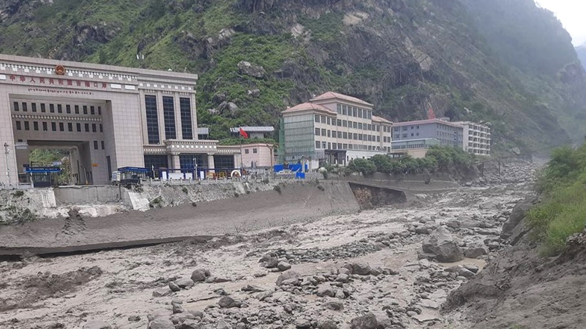 रसुवागढी नाका दसैँअघि नै सञ्चालन हुने