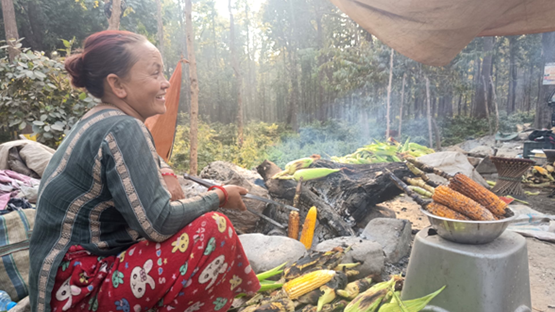 भाउन्नेमा पोलेको मकैको व्यापार फस्टाउँदै